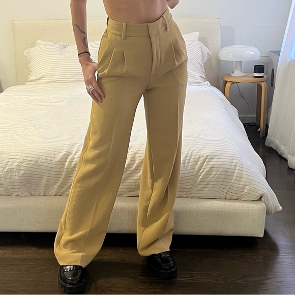 Aritzia Wilfred The Effortless Pant - Picture 1 of 6